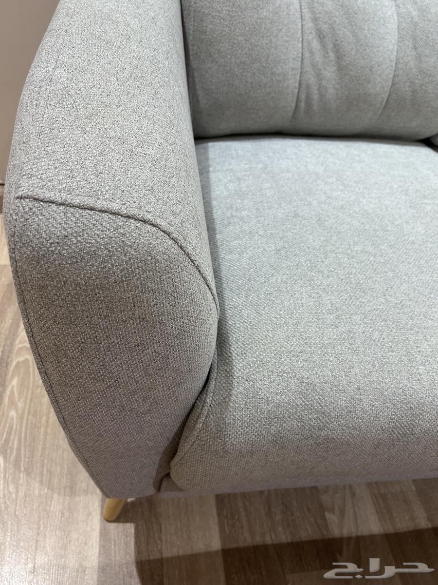 Home Box sofa, lightly used, clean and in perfect condition, free of defects64538849324291113