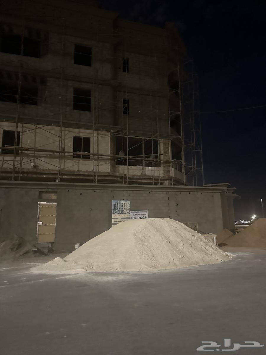 رمل تيماء أبيض  صندوق كبير حمولة 45   طن وأنواع الرمل موج64534535544707113