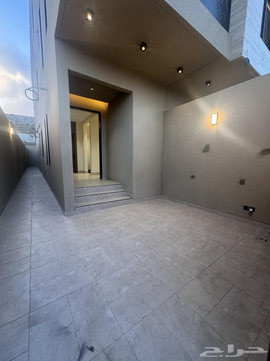 For sale ground floor apartments with separate entrances and upper units with rooftop starting from 450,000 in Abha64545489565057112