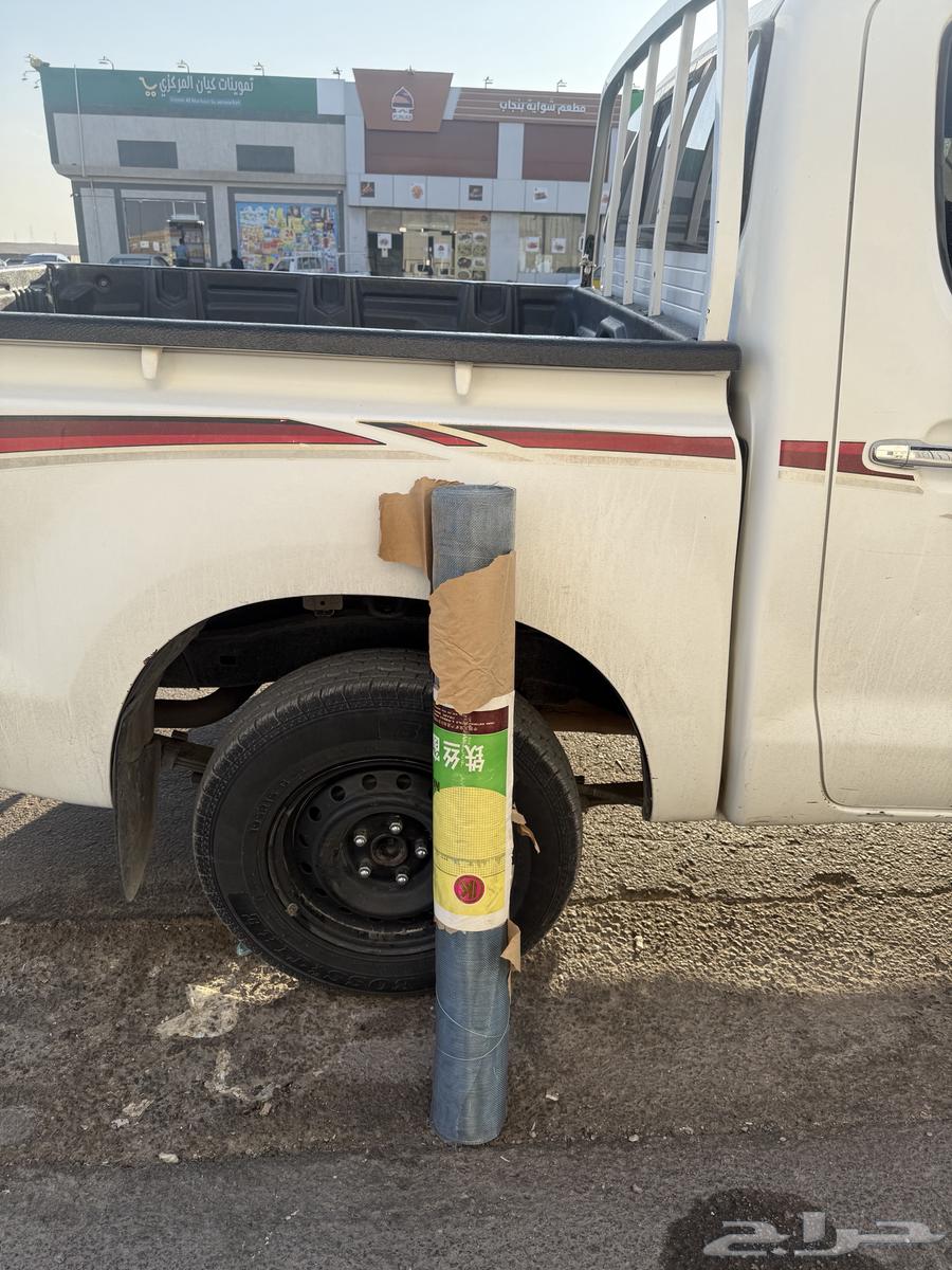 شبك حديد ارتفاع متر ب 20 متر 40 ريال الحبه64538834046851110