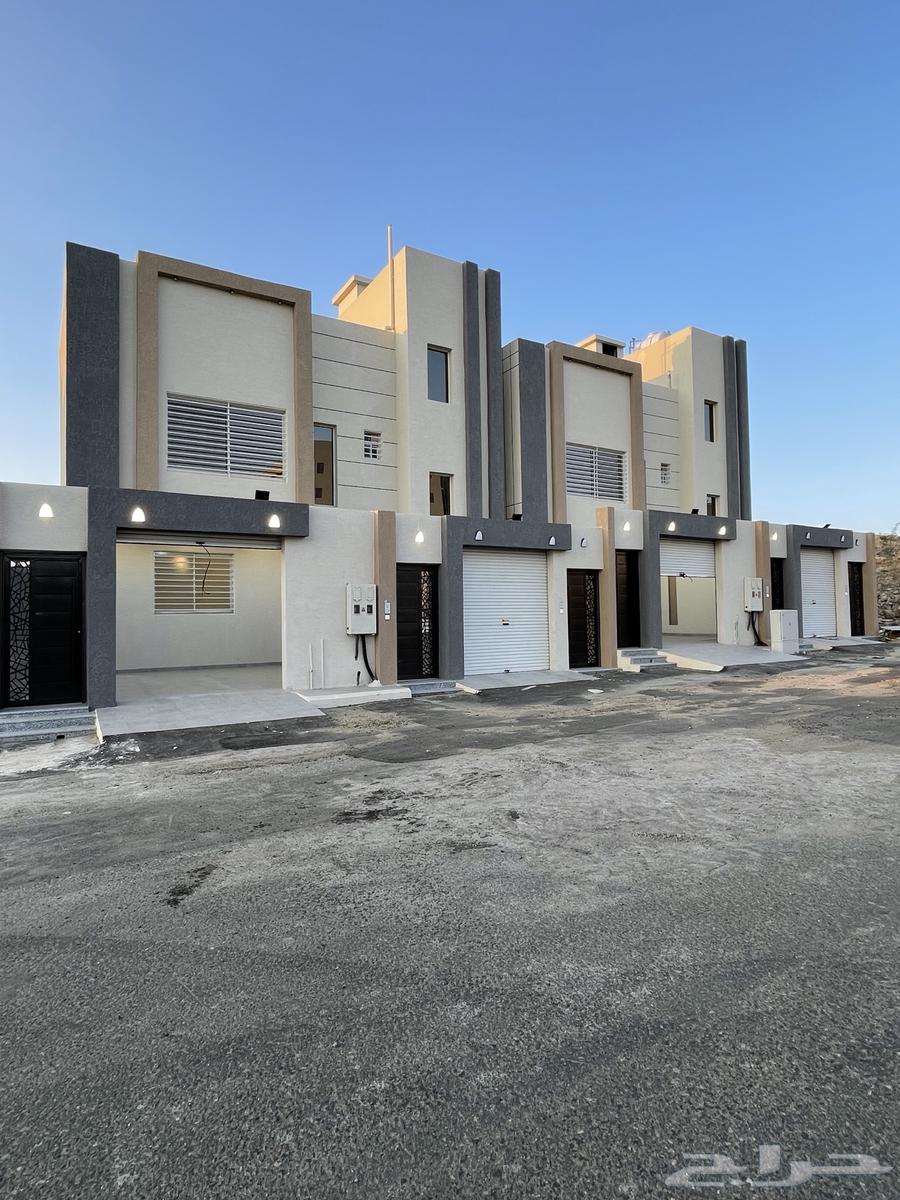 Apartment for sale, ground floor, 6 rooms, with courtyard and parking, 590 thousand, Abha Al Mahala64538673423745110