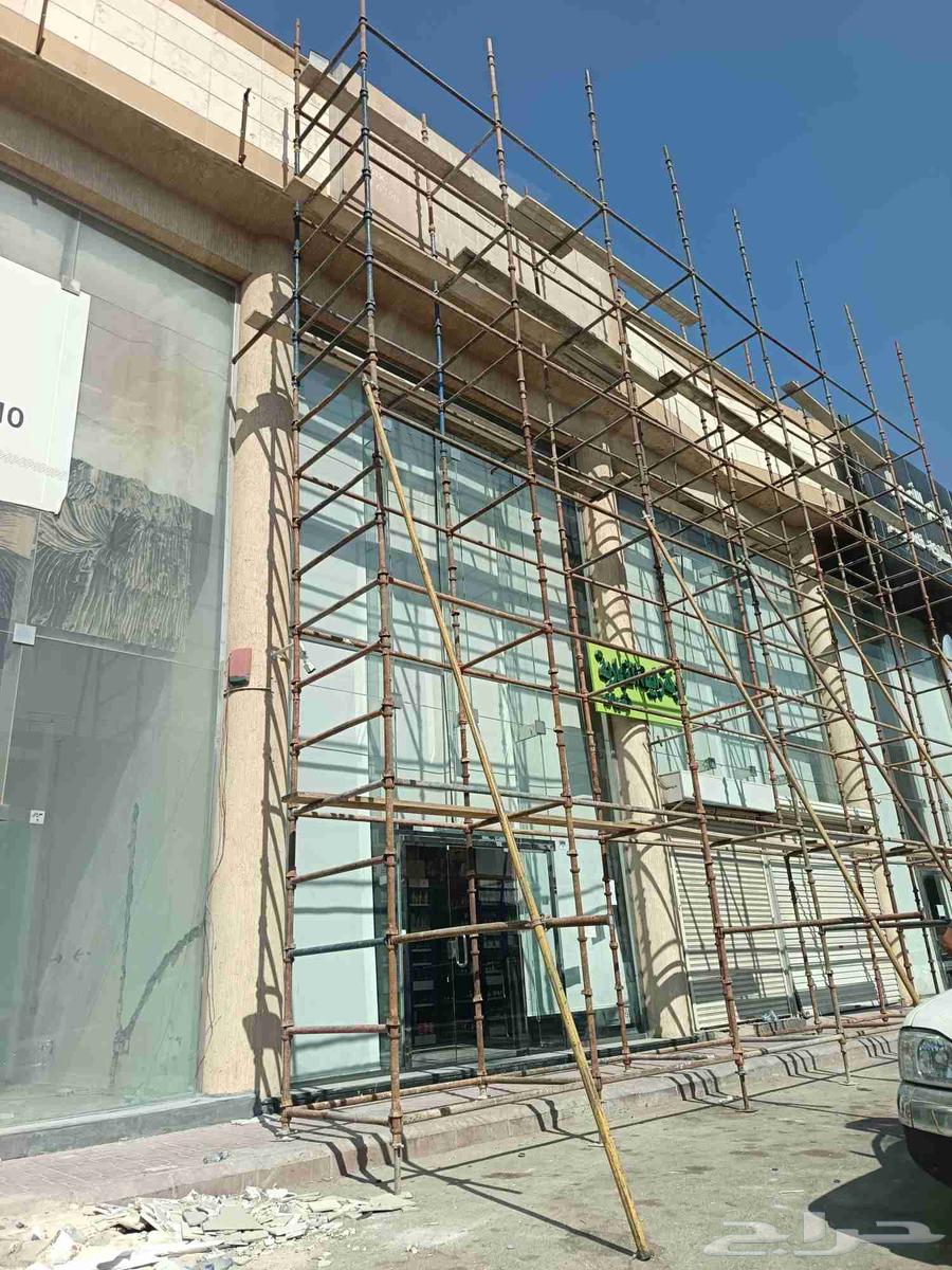 Installation of metal scaffolding64538867617027111