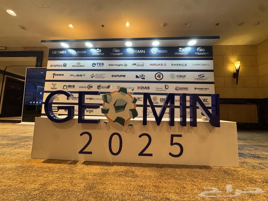 Design and Implementation of Booths and Exhibitions64534520899586114