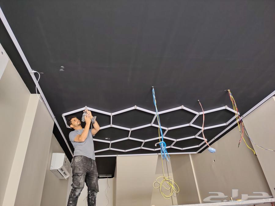 معلم كهرباء وسباكه تأسيس وتطبيق وصيانه جميع اعمال التوميم64538761373570113