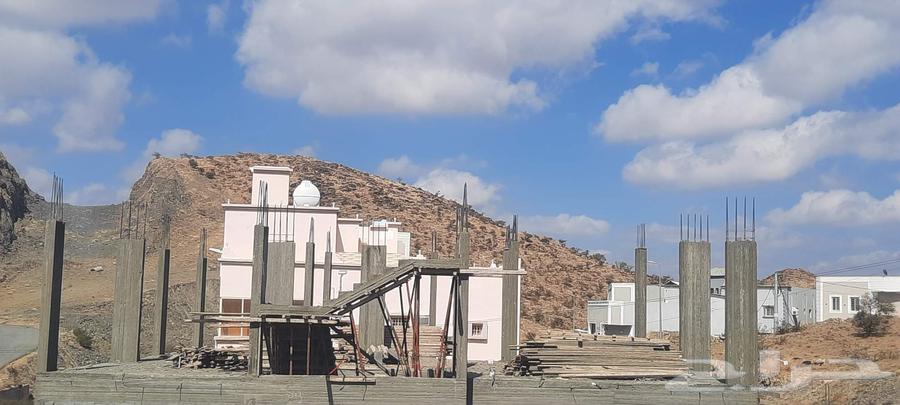 Contracting64538778405377114