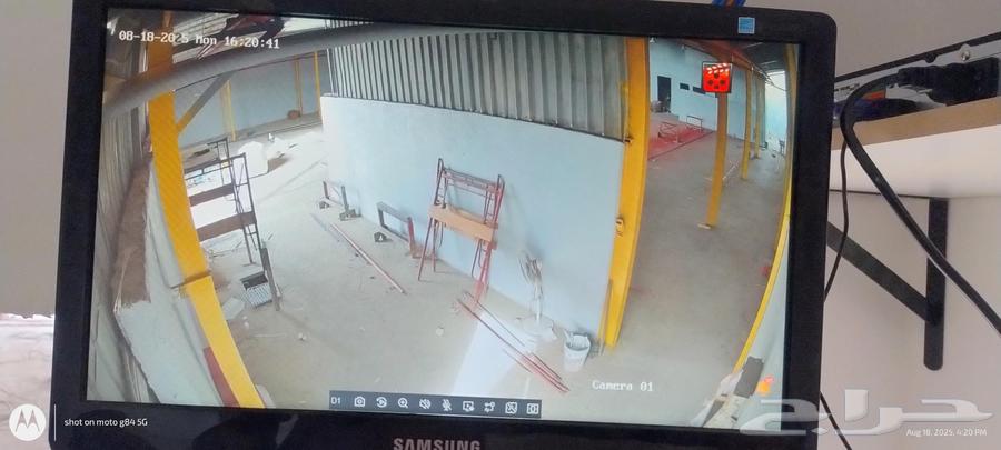 Camera installation technician and camera maintenance64538816321923113