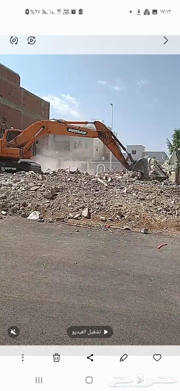 Demolition contractor for residential houses, buildings, fencing, and land excavation and leveling64538849478401112