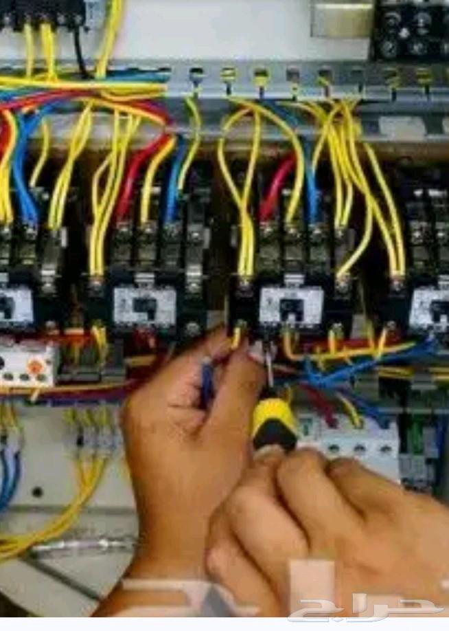 كهربائي منازل موجود في الباحه واتس واتصال64538658928642110