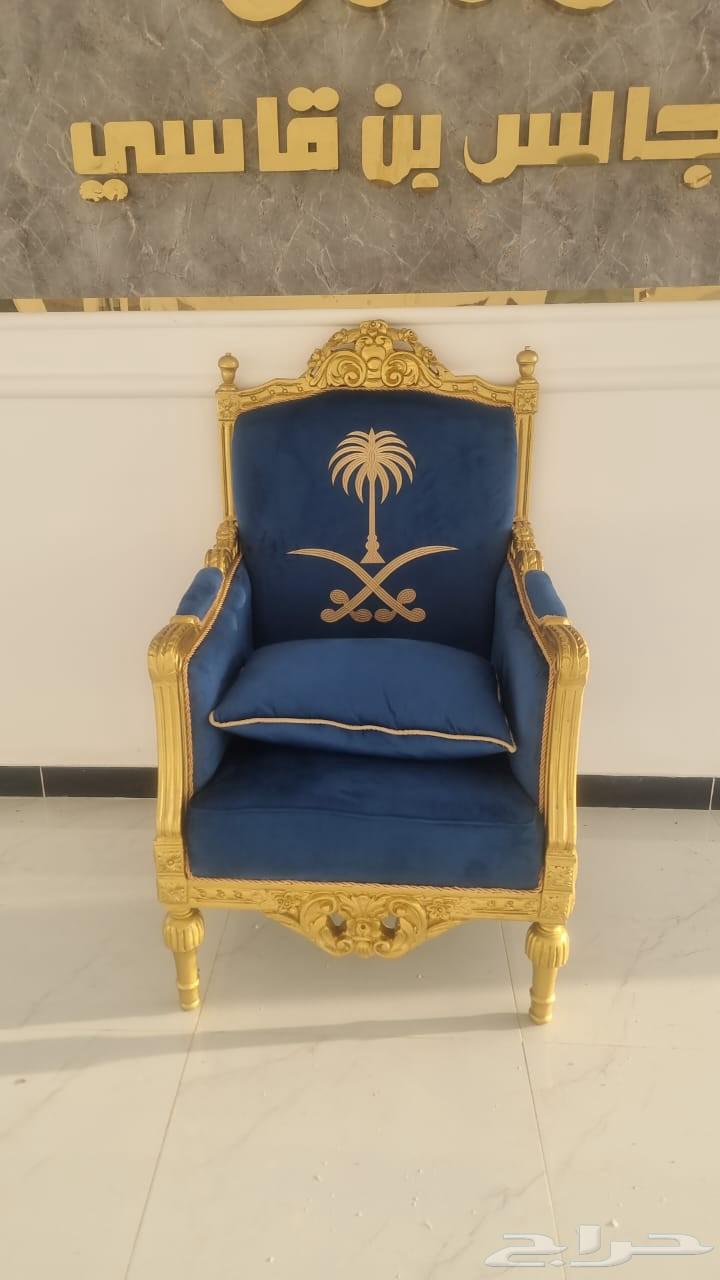 نجار تفصيل اثاث غرف نوم مجالس ديكورات وصيانه64538778840962113