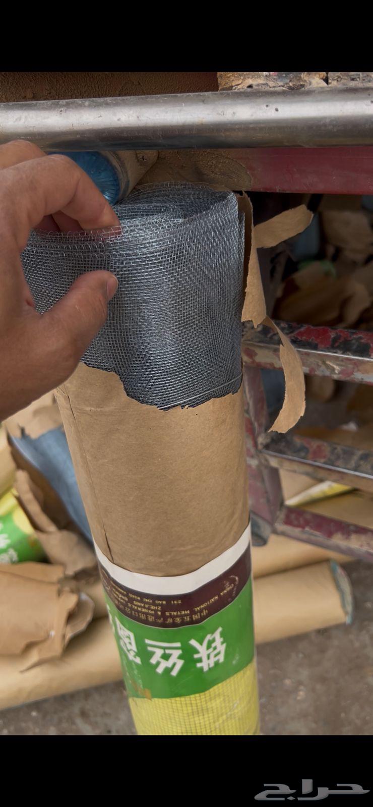 شبك حديد ارتفاع متر ب 20 متر 40 ريال الحبه64538834046851112