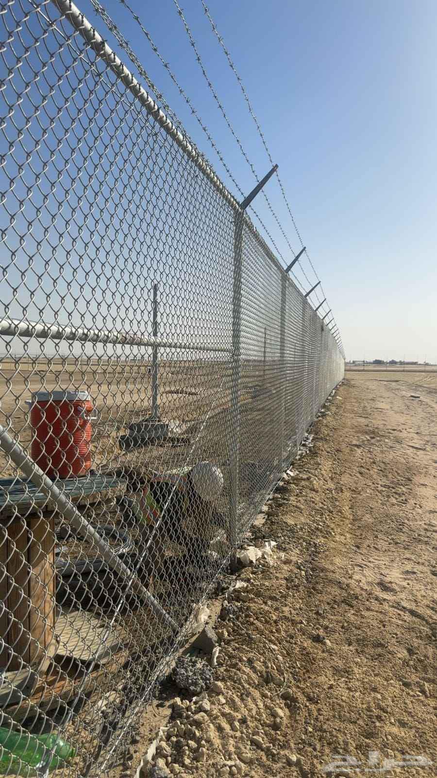 شبوك . سياج امني .توريد وتركيب الكرستيناء واسلاك الشائك64538659192067114