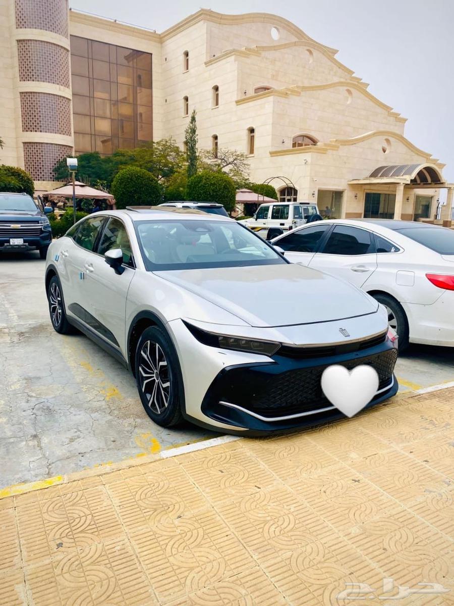 تاكسي مطار ونقل بين مدن لنقل ركاب متوفرين 24 ساعة64534520152323110