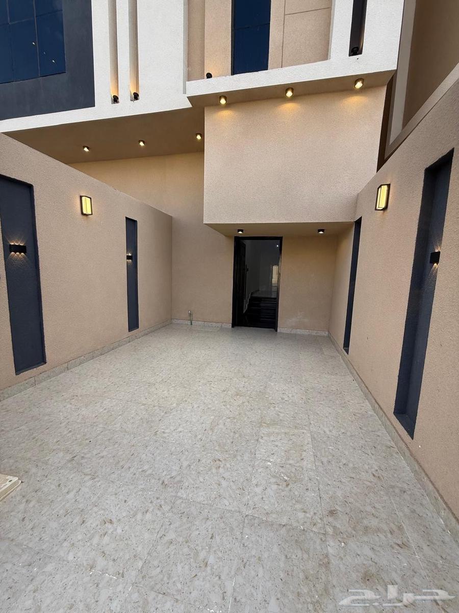 للبيع شقه دور ثاني مع سطح ومدخل مستقل تماما بسعر 550الف64538704687745110