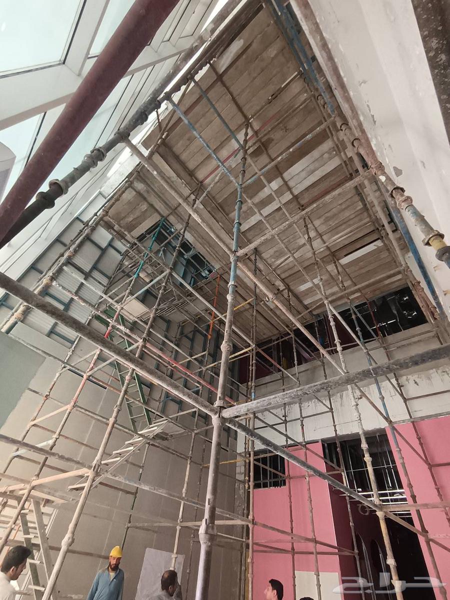 Installation of metal scaffolding64538867617027110