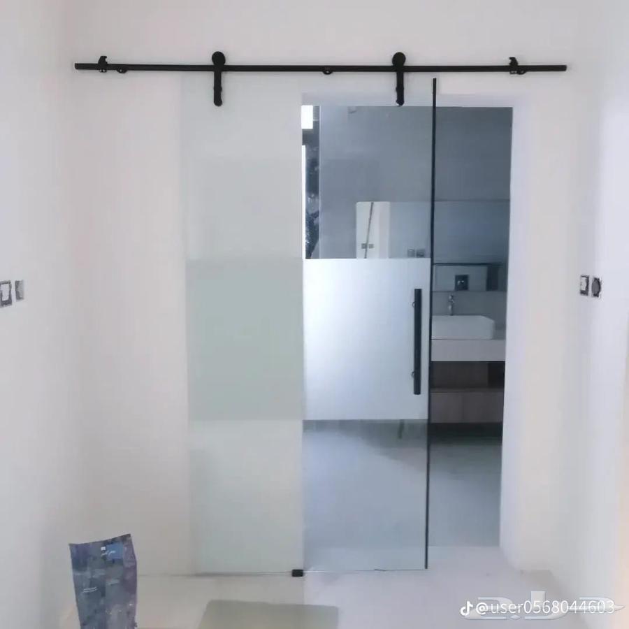 توريد وتركيب زجاج 10 ملي 12 ملي ترابزين زجاج صيانه ابواب64550542581377111
