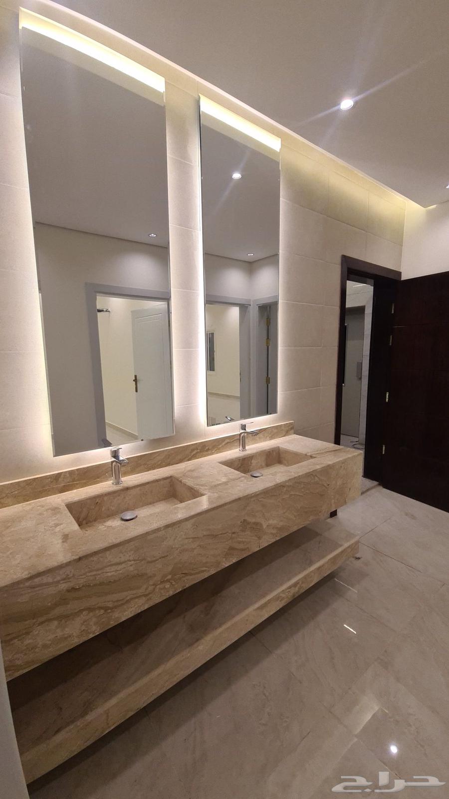 Luxury new ownership apartments for sale in the center of Al-Taif, 5 spacious rooms, private construction64545507087107114