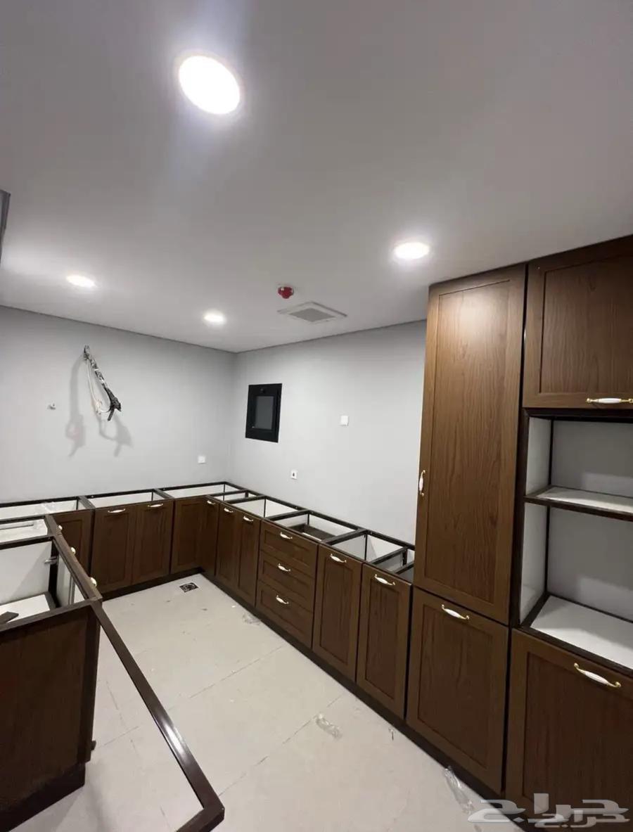 تفصيل مطبخ الامنيوم وشبابيك الامنيوم وابواب الامنيوم64545571641090111