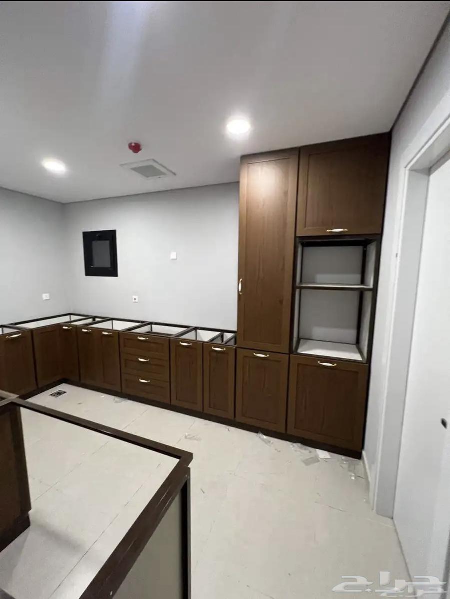 تفصيل مطبخ الامنيوم وشبابيك الامنيوم وابواب الامنيوم64545571641090110