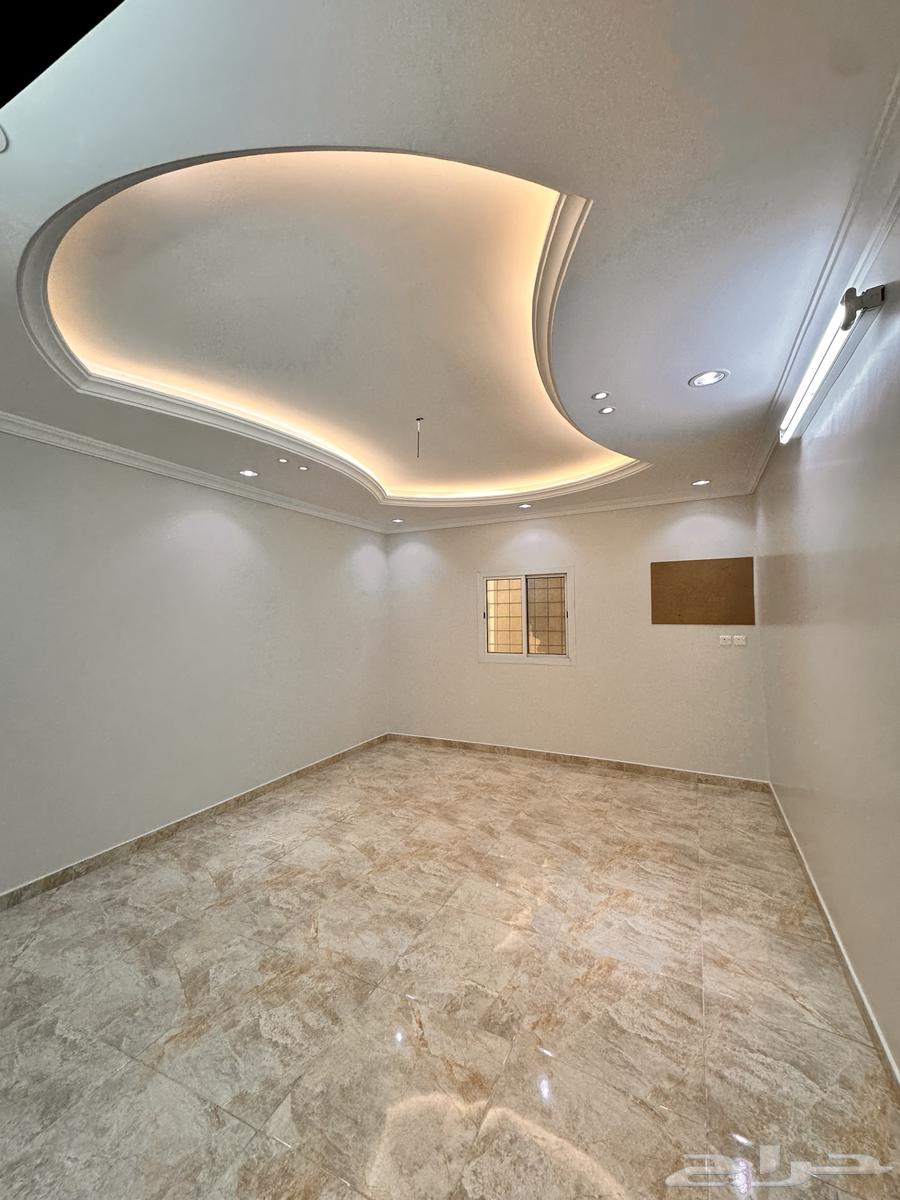 للاجار شقه اربع غرف في حي السنابل64550443435649114