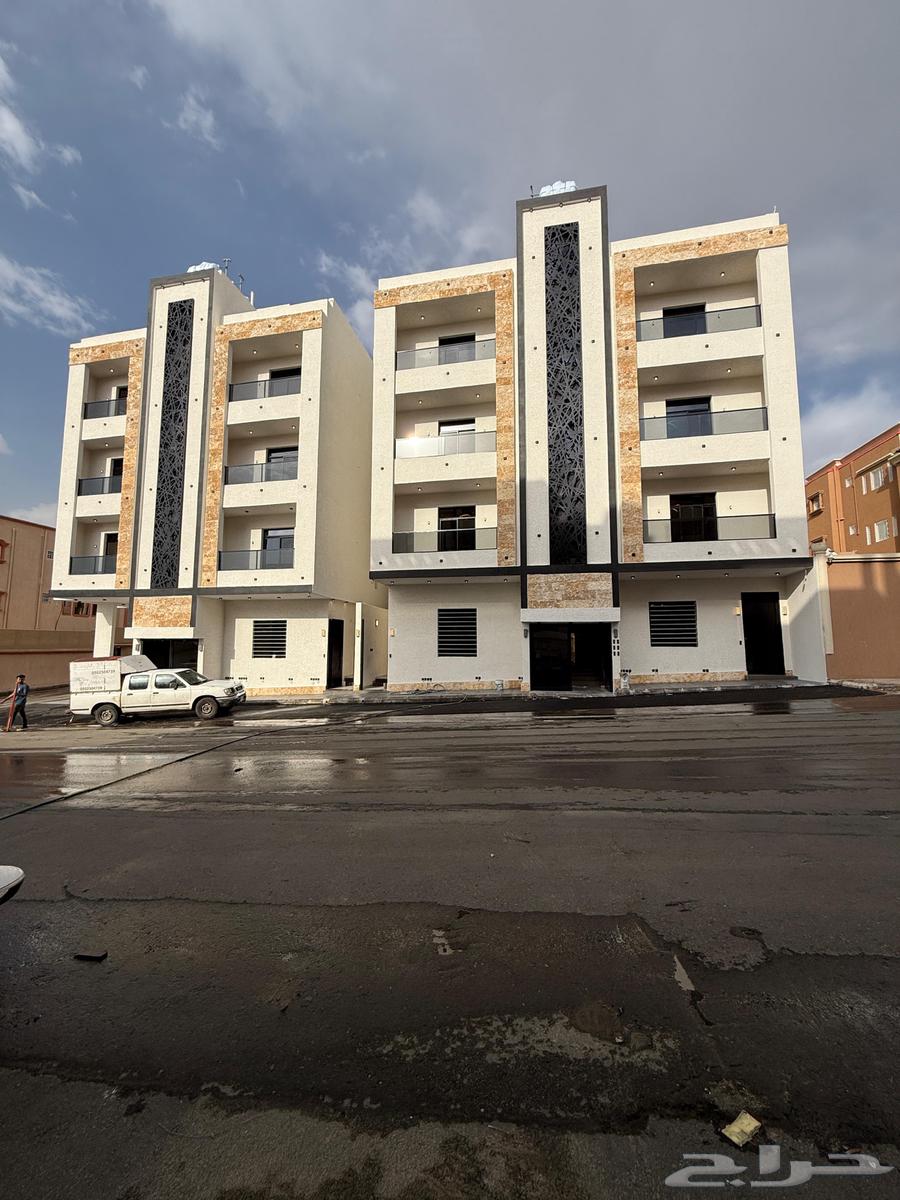 للبيع شقه علويه بمصعد جاهز وسطح خاص ف ابها حي البديع64550410381314111