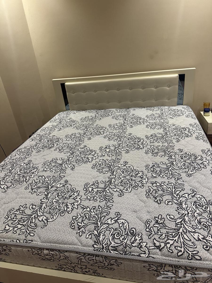 سرير جديد من هوم سنتر والمرتبه جديده من هوم سنتر64550510525570110