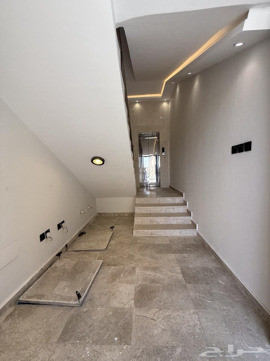 للبيع شقق علويه بمصعد وسطح مخطط الكاس بالضيافه خميس مشيط64550427510146113