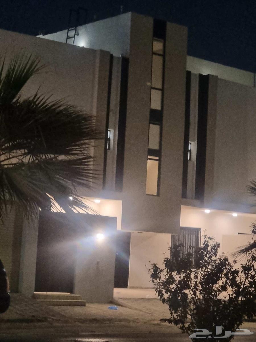 للبيع شقق تمليك علوية حي بدر64550377211907110