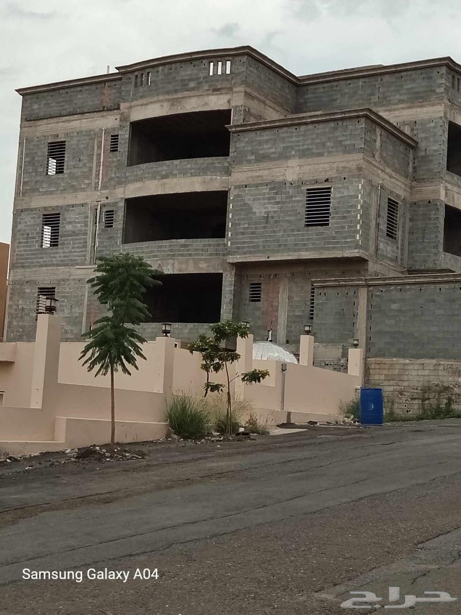 General contracting for the execution of all works, stations, warehouses, finishing palaces64563220138370113