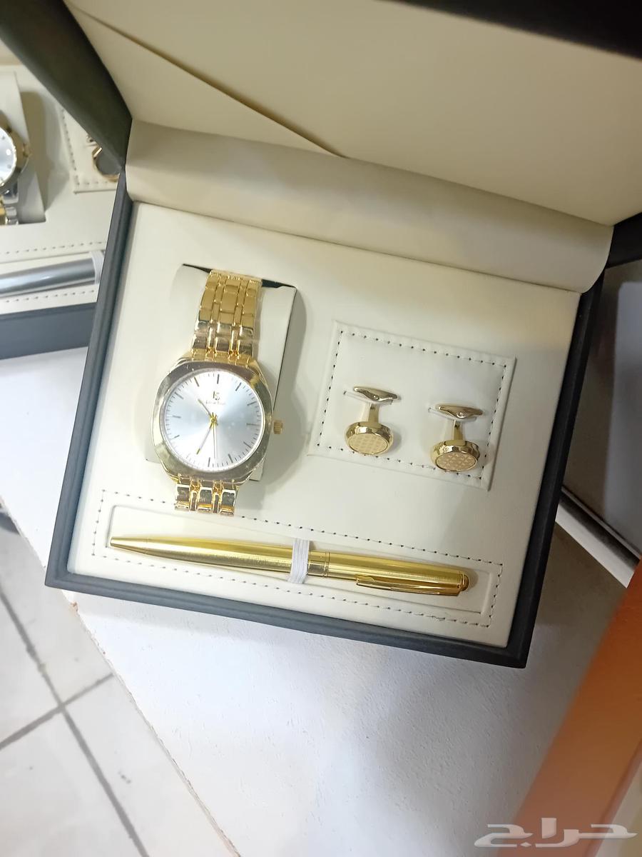 اطقم ساعة اصلي ظمان سنه توصيل في جميع أنحاء المملكة العربية64550575399937111