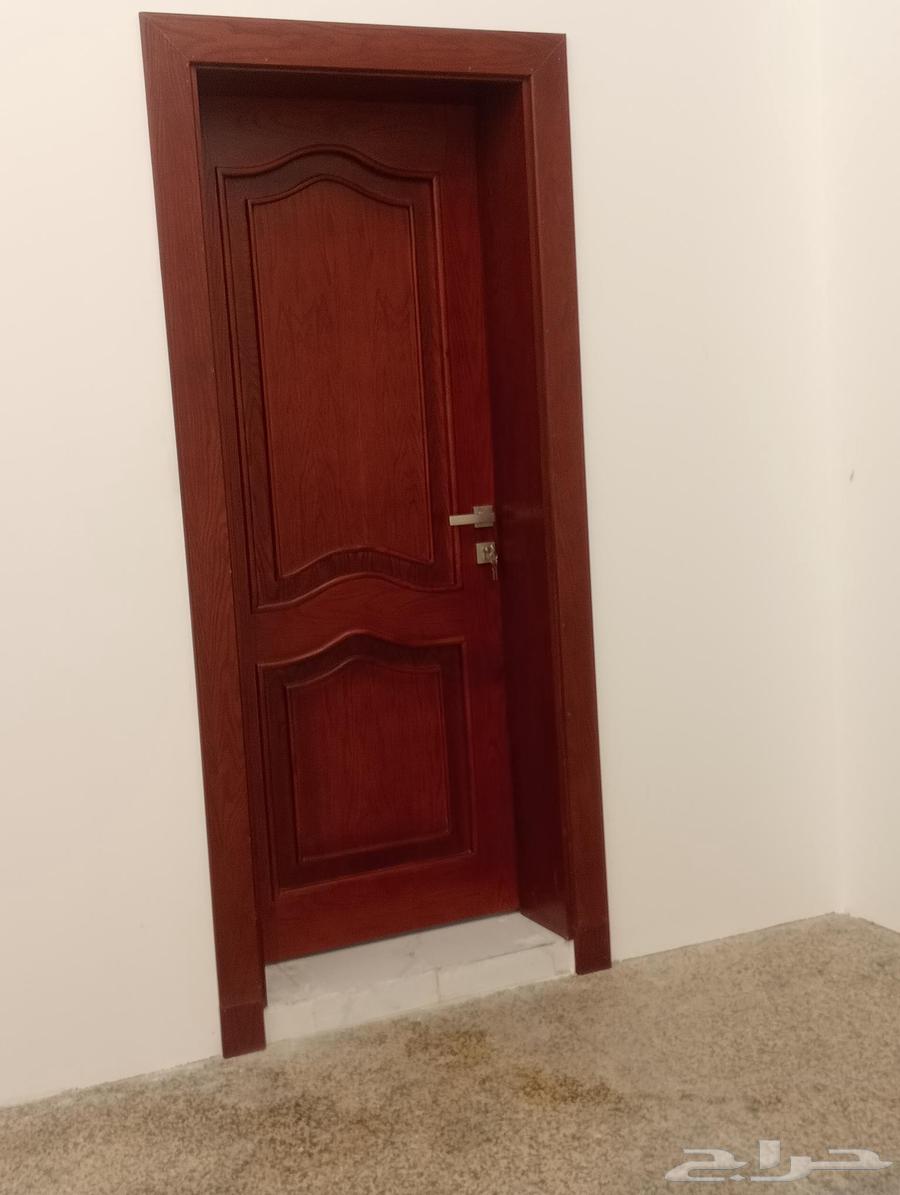 لجميع انواع صيانات وصبغ الابواب وغرف النوم64563252363011113