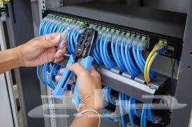 فني انترنت لتمديد الكيابل64572578925314111