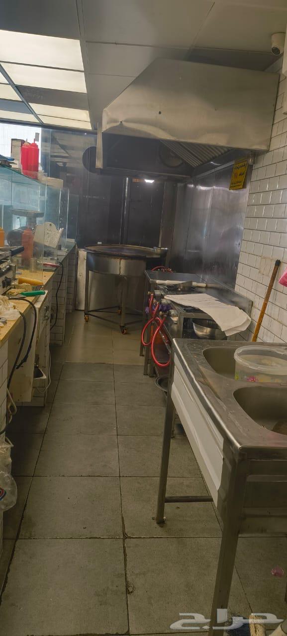 للتقبيل بوفيه في البلد64545507160194113