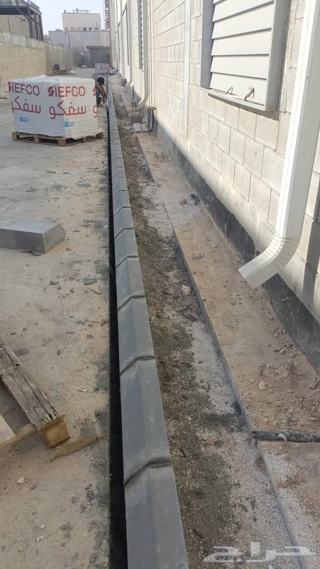 High-quality installation of pavers, interlock, and working tiles64550575200001113