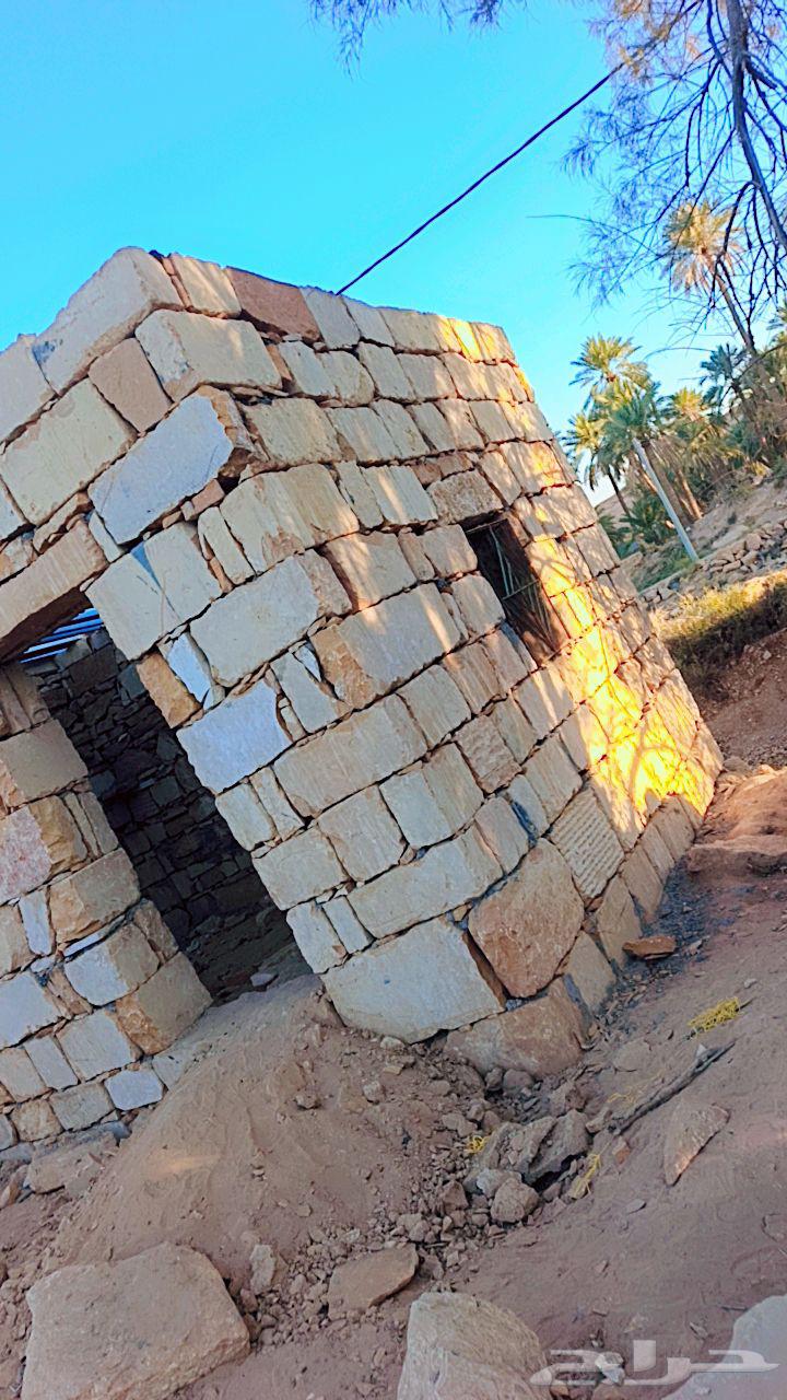 السلام عليكم ورحمة الله وبركاته نقوم ببنا الحجرالطبيعي64563203858050110