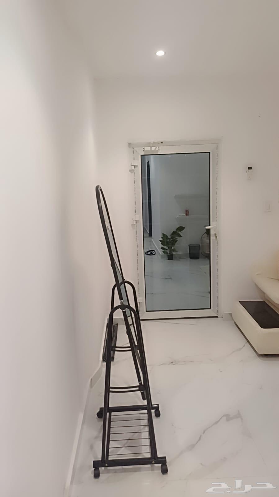 شقة عوايل مفروشة للأيجار في الجبيل الصناعية 280064550410475011114