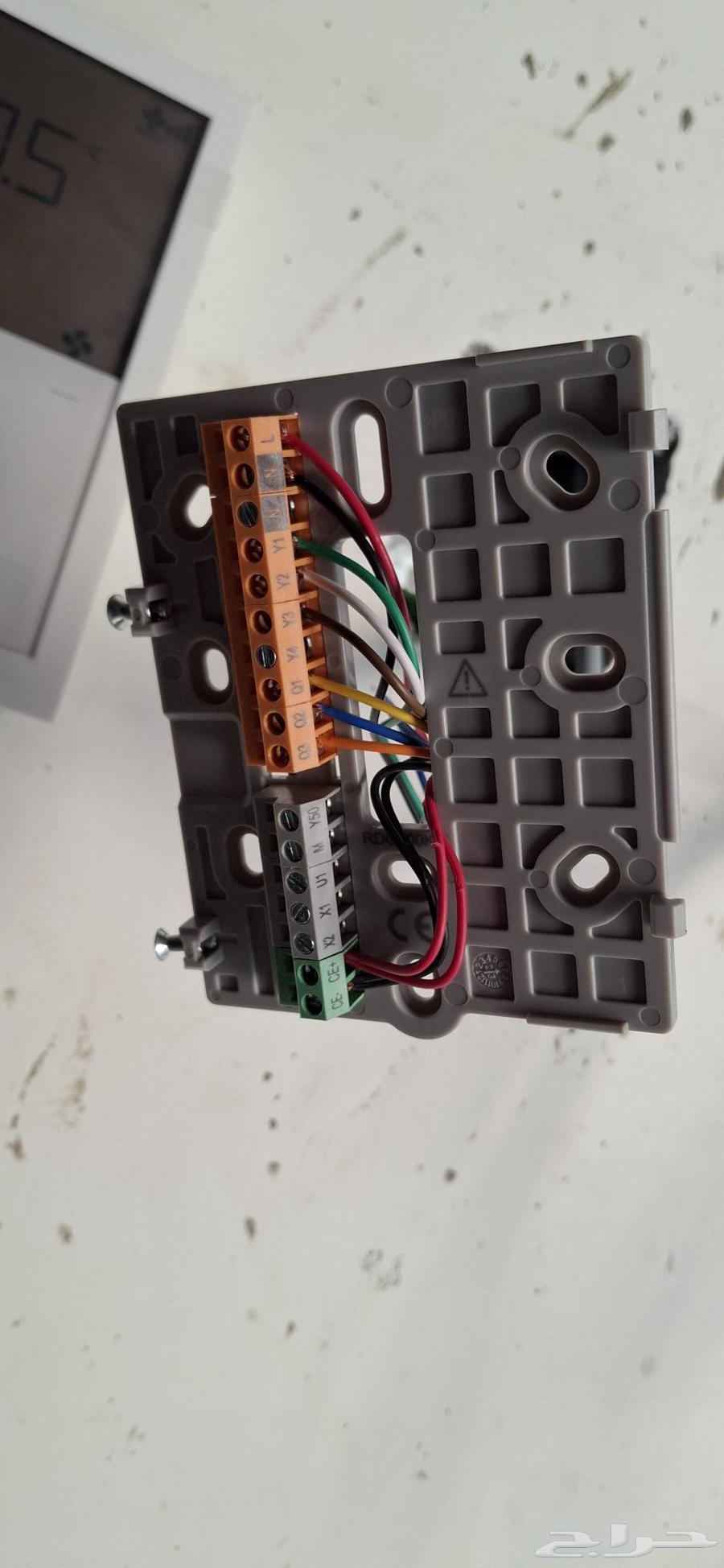 كهربائي فني لجميع انواع اعمال الكهرباء المنزلية تأسيس تشطي64563219788418113