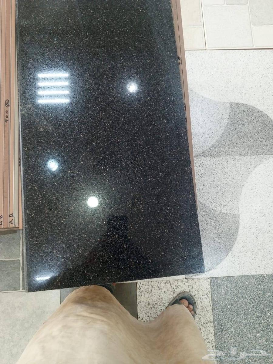 A tile master told his client that the cracking was intentional64550574754819110