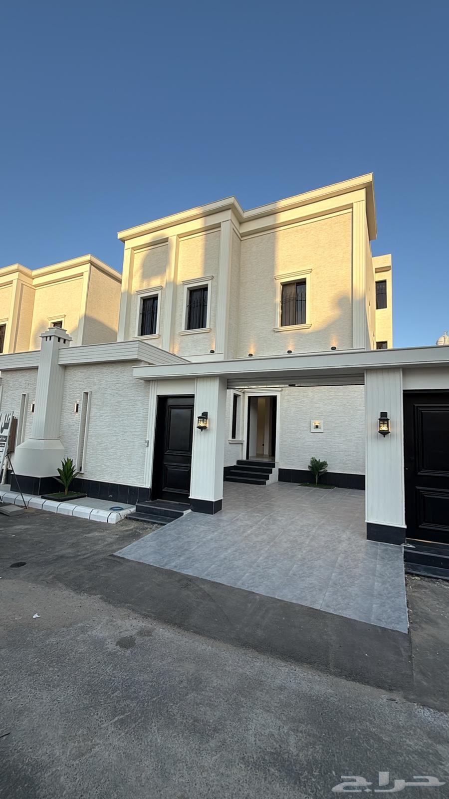 للبيع فلل دبلكس دورين وملحق بضيافات خارجيه شمال الخميس64563250788993111