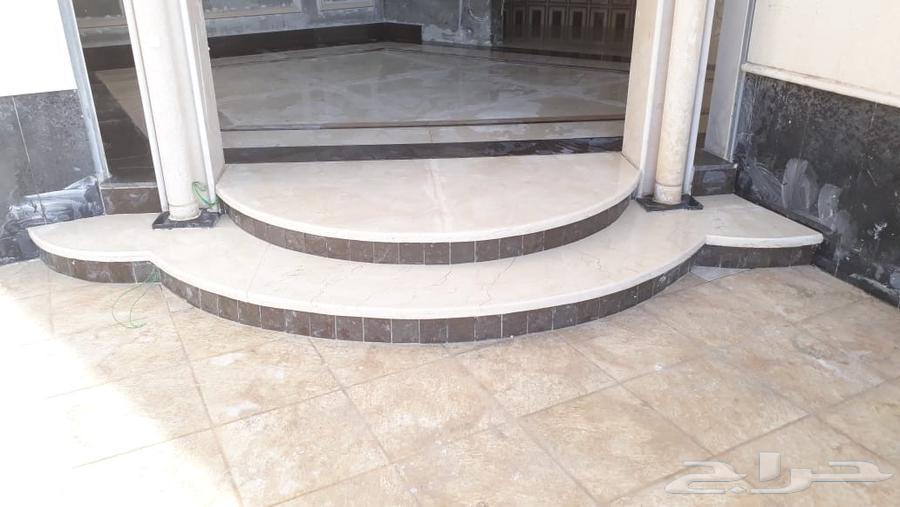 Ceramic, marble and porcelain tile layer64563344469891110
