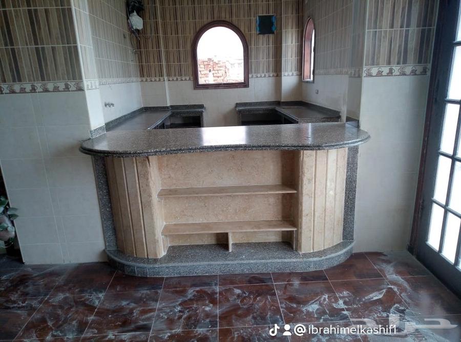 مبلط مصرى لتركيب جميع انواع البلاط واابورسلان والسيراميك وا64563421877122112