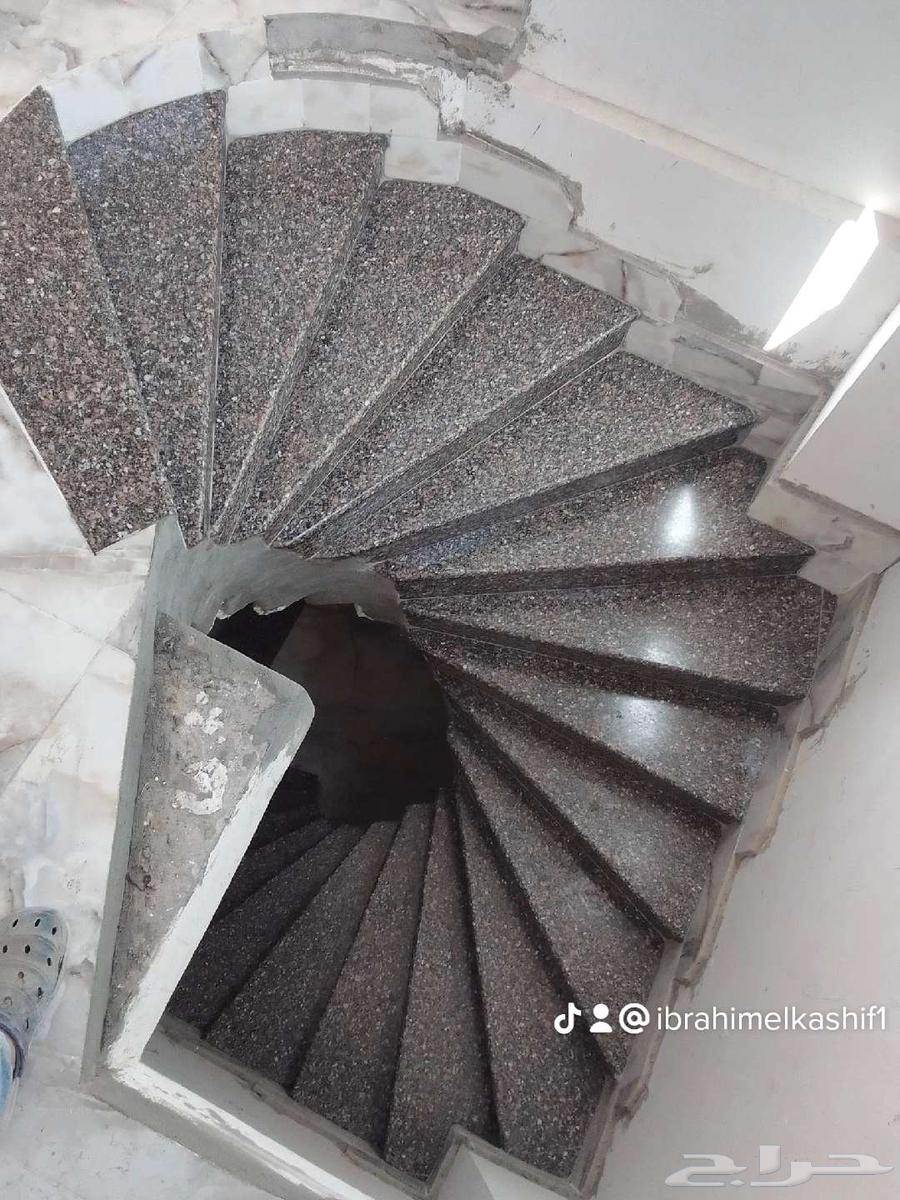 مبلط مصرى لتركيب جميع انواع البلاط واابورسلان والسيراميك وا64563421877122113