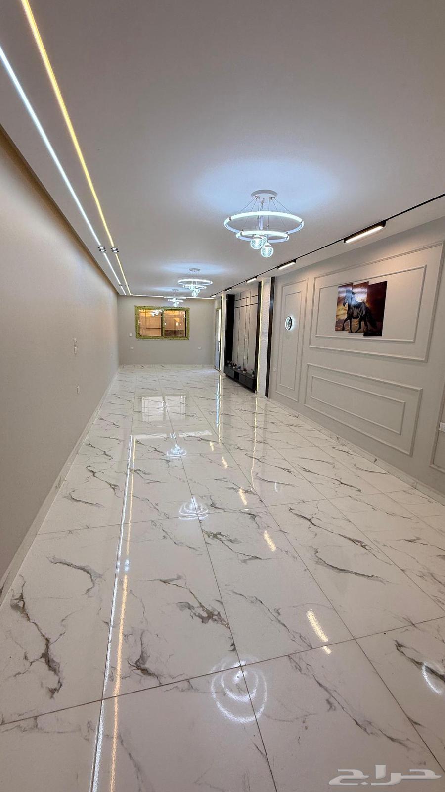 Ceramic, marble and porcelain tile layer64563344469891111