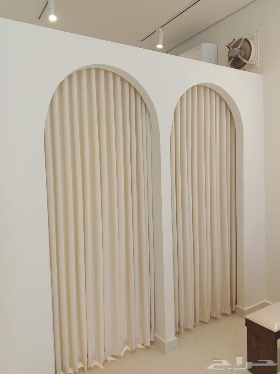 Detailing all types of curtains and sofas64563438536962114