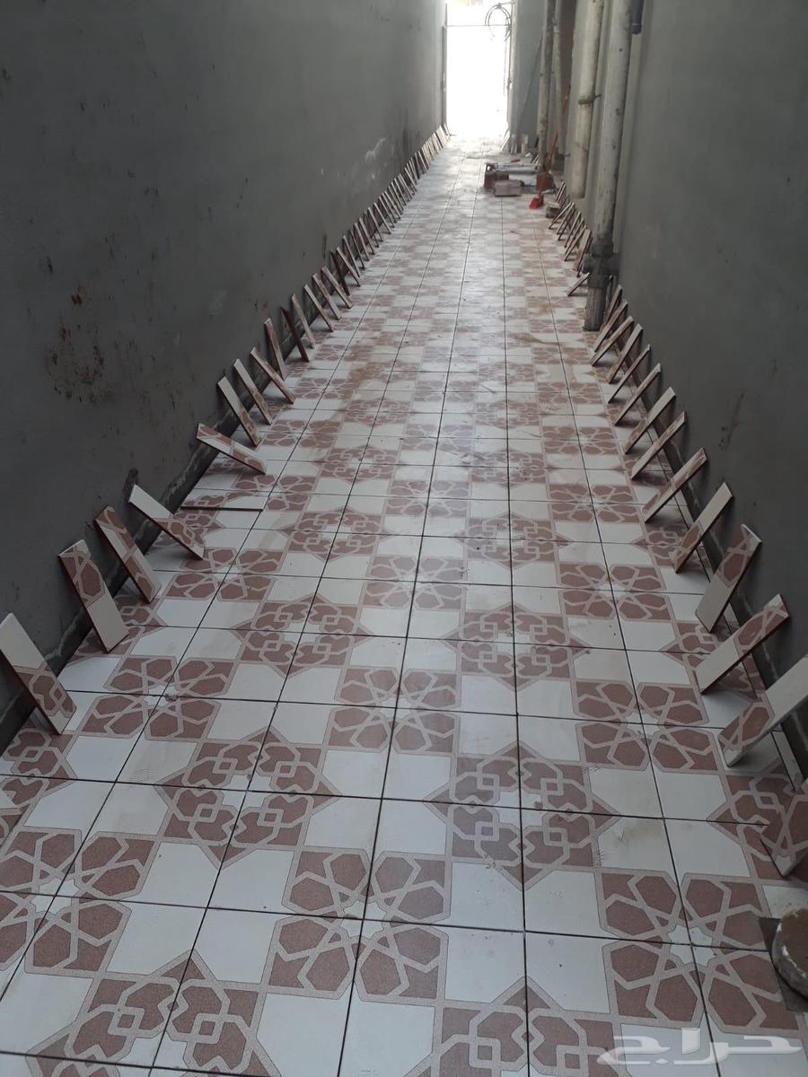 Ceramic, marble and porcelain tile layer64563344469891113