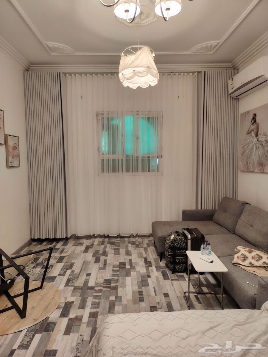 تنجيد لتفصيل جميع انواع الكنب والمجالس ويوجد تفصيل ستائر64572819253890114