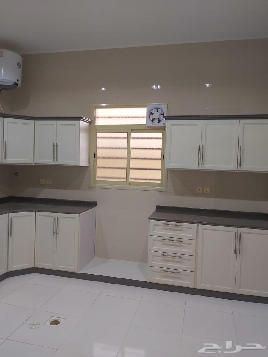 شقة الايجار عوايل64572751880451111