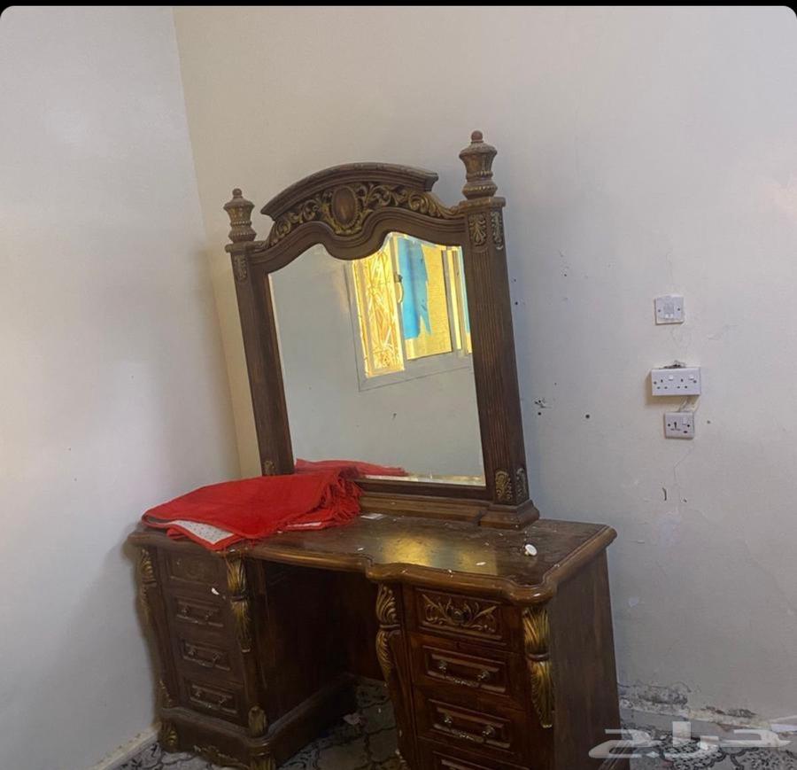 Hello, I offer furniture moving services as well as disassembly and reassembly with packaging64572867898371114