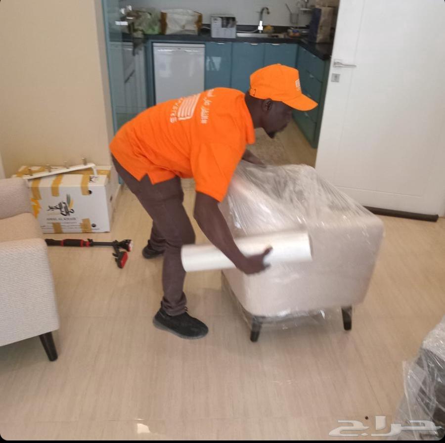 Hello, I offer furniture moving services as well as disassembly and reassembly with packaging64572867898371111