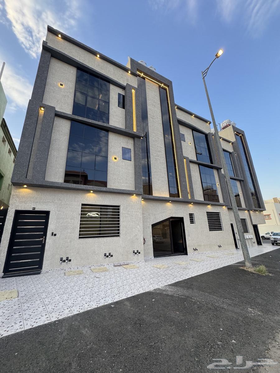 للبيع بمدينه أبها حي البديع شقه تمليك علوي مع سطح ب 480 الف64572751279619110