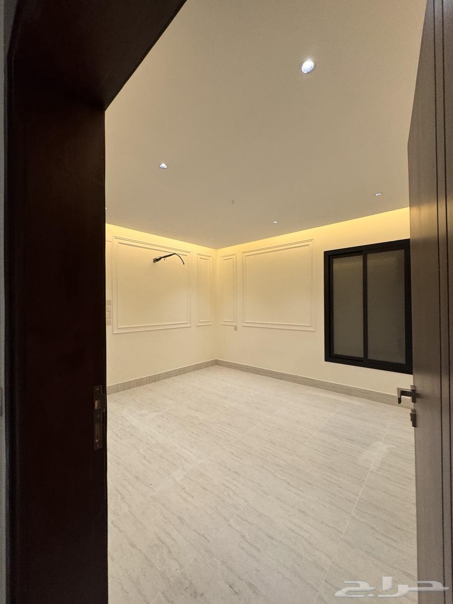 فله روف علوي حي مروج الأمير سعر 810 الف64563251079170114